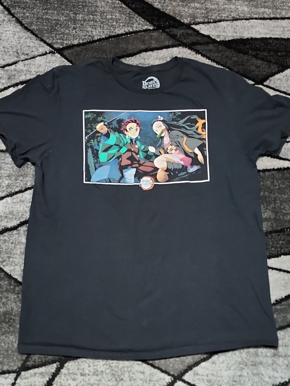 DEMON SLAYER BLACK TANJIRO & NEZUKO KAMADO CREWNECK TEE-SHIRT